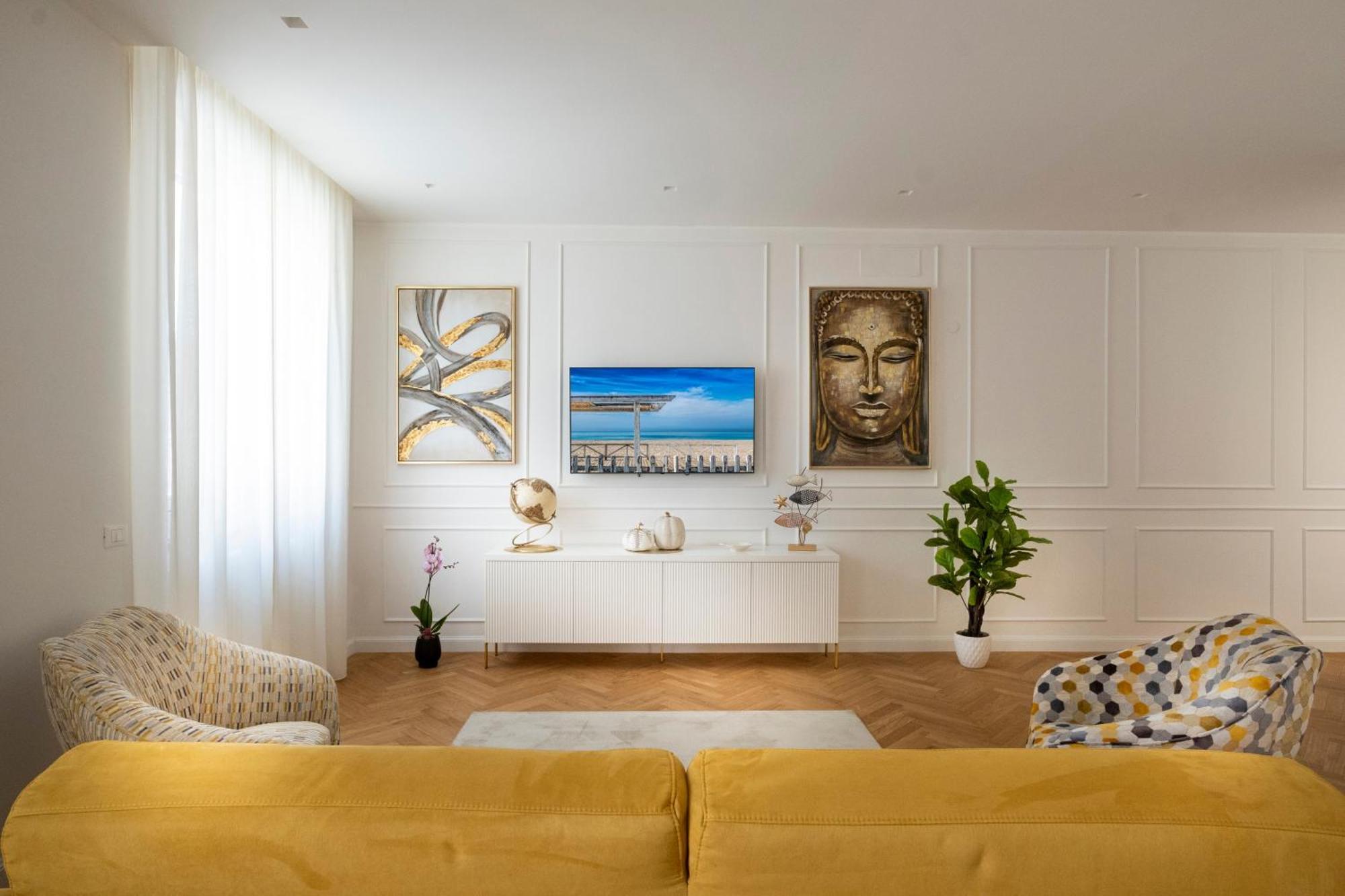 Apartment Palace Ducrot *
