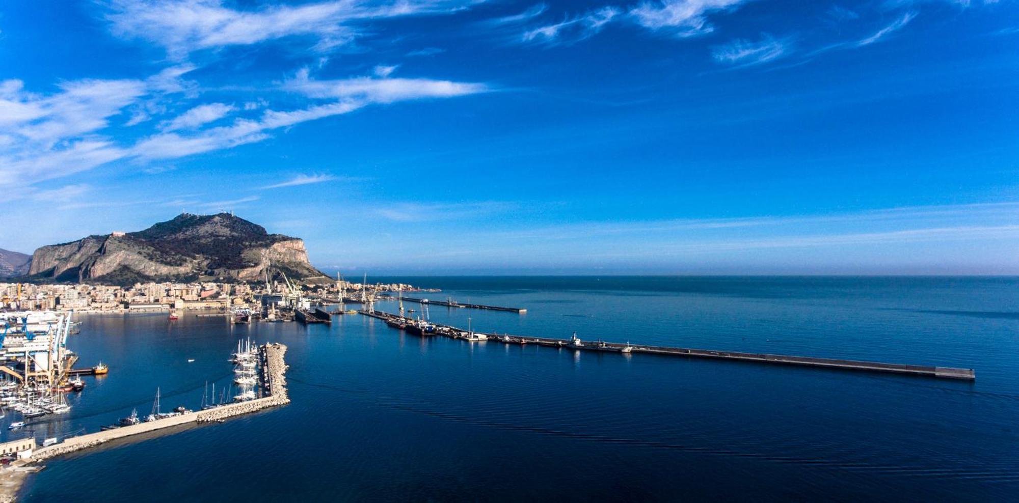 Apartment Palace Ducrot Palermo