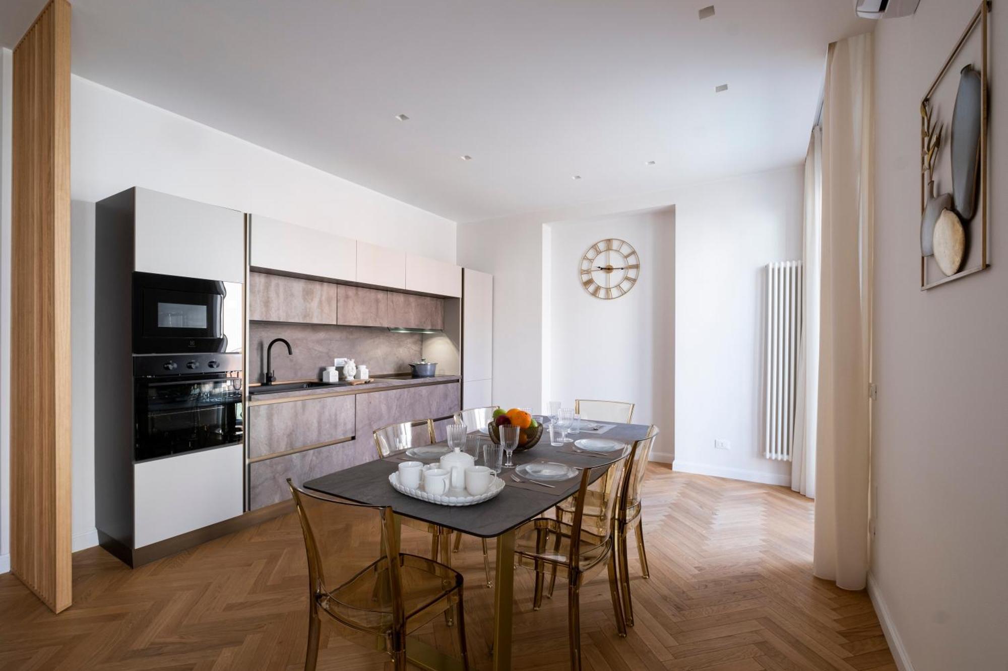 Palace Ducrot Apartment